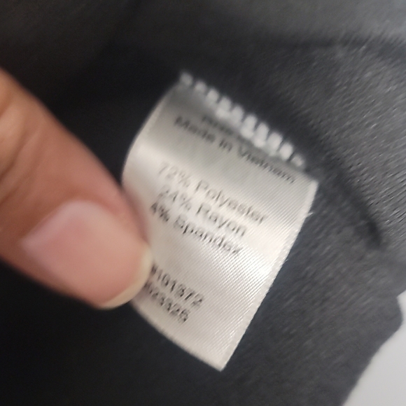 Coldwater Creek Black and Tan Top - Picture 4 of 8